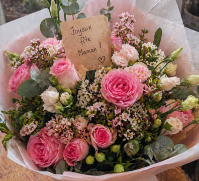 Bouquet fleurs fete des meres